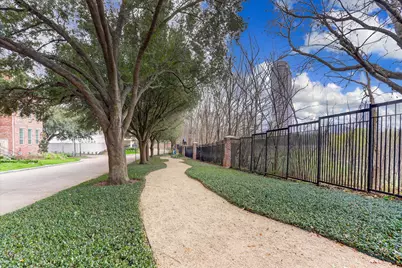 3339 Green Tree Park, Houston, TX 77007 - Photo 32