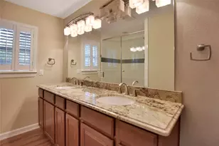 14119 Kellywood Ln, Houston, TX 77079 - Photo 24