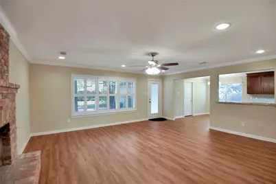 14119 Kellywood Lane, Houston, TX 77079 - Photo 32
