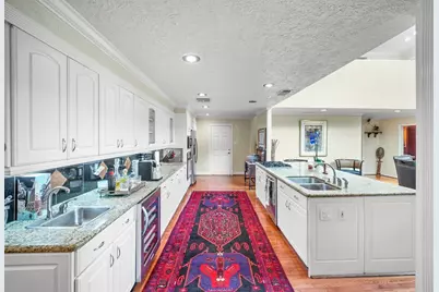 1327 Ashland Street, Houston, TX 77008 - Photo 16