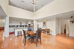 1327 Ashland St, Houston, TX 77008 - Photo 12