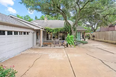 12214 Maple Rock Drive, Houston, TX 77077 - Photo 34
