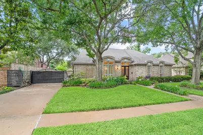 12214 Maple Rock Drive, Houston, TX 77077 - Photo 2
