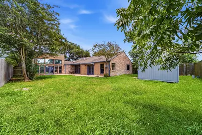 4330 Shady Springs Drive, Seabrook, TX 77586 - Photo 6