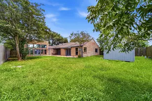 4330 Shady Springs Dr, Seabrook, TX 77586 - Photo 6