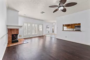 2118 Gemini St, Houston, TX 77058 - Photo 10