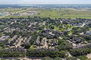 2118 Gemini St, Houston, TX 77058 - Photo 4