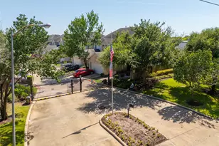 2926 Meadowglen Cove, Houston, TX 77082 - Photo 44