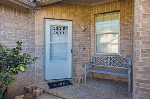 2926 Meadowglen Cove, Houston, TX 77082 - Photo 4