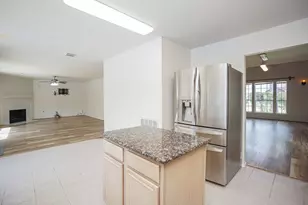 22523 Holly Lake Dr, Katy, TX 77450 - Photo 18