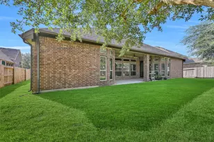 1017 Bolivar Point Ln, Friendswood, TX 77546 - Photo 34