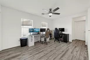 20519 Holly Barr Ln, Cypress, TX 77433 - Photo 18