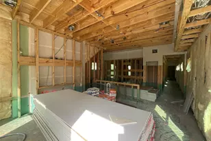 966 South Ln, Houston, TX 77088 - Photo 8
