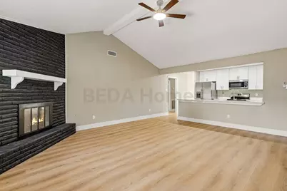 11742 N Willow Circle, Houston, TX 77071 - Photo 8