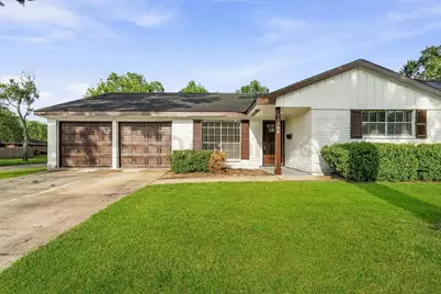 11742 N Willow Circle, Houston, TX 77071 - Photo 2