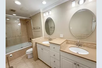 2442 Bering Drive #2442, Houston, TX 77057 - Photo 6
