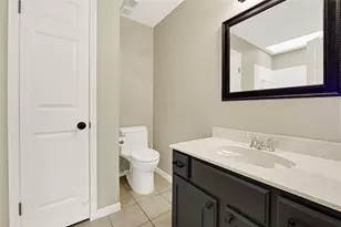 9800 Pagewood Ln, Houston, TX 77042 - Photo 20