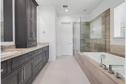 2713 Kinsley Oaks Drive, Houston, TX 77007 - Photo 36