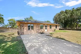 805 Betty St, El Campo, TX 77437 - Photo 32