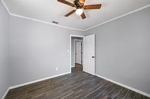 805 Betty St, El Campo, TX 77437 - Photo 22