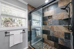 805 Betty St, El Campo, TX 77437 - Photo 24