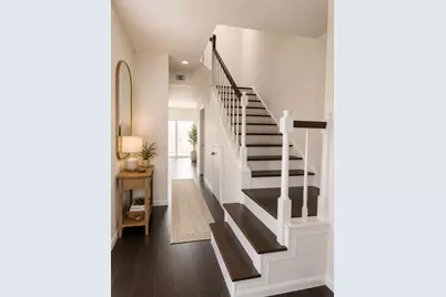 810 Augusta Drive, Houston, TX 77057 - Photo 2