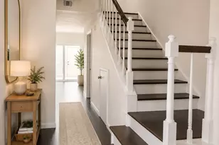 810 Augusta Dr, Houston, TX 77057 - Photo 2