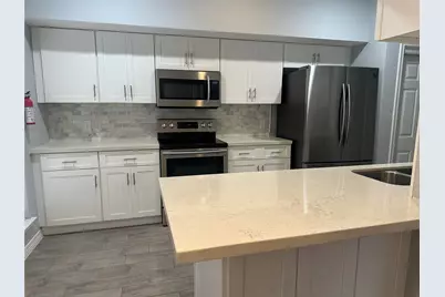 12625 Memorial Drive #20, Houston, TX 77024 - Photo 6
