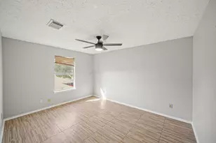 13431 Klamath Falls Dr, Houston, TX 77041 - Photo 16