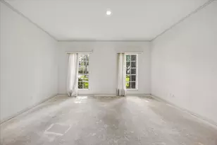 526 Westminster Dr, Houston, TX 77024 - Photo 18