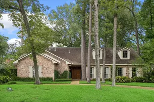 526 Westminster Dr, Houston, TX 77024 - Photo 1