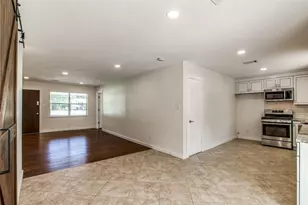 235 Live Oak St, Crosby, TX 77532 - Photo 6