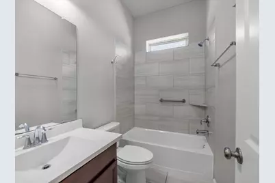 2518 Deerwood Heights Lane, Manvel, TX 77578 - Photo 6