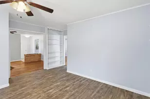 7701 Melrose St, Houston, TX 77022 - Photo 12