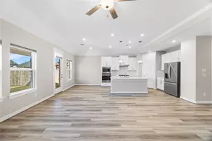 17681 Rosette Grass Dr, Conroe, TX 77385 - Photo 14