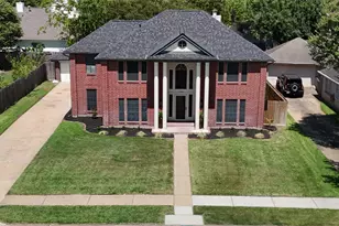 10202 Jockey Club Dr, Houston, TX 77065 - Photo 2