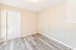 22710 Melham Ln, Spring, TX 77373 - Photo 12