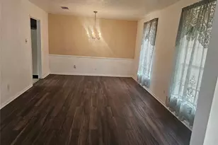 6814 Castleview Ln, Houston, TX 77489 - Photo 4