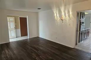 6814 Castleview Ln, Houston, TX 77489 - Photo 6