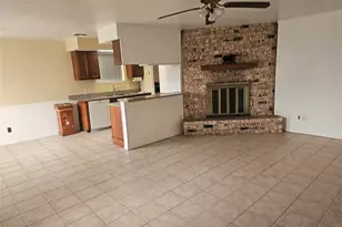 6814 Castleview Ln, Houston, TX 77489 - Photo 12