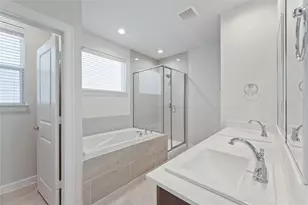 1013 Erin St St, Houston, TX 77009 - Photo 16