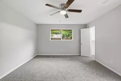 6814 Indian Falls Drive, Houston, TX 77489 - Photo 20