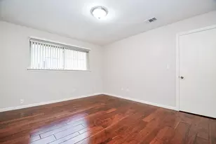 2562 Kevin Ln, Houston, TX 77043 - Photo 44