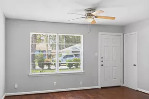 7252 Yoe St, Houston, TX 77016 - Photo 4