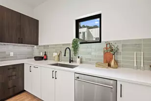 4407 Merle Dr, Austin, TX 78745 - Photo 10