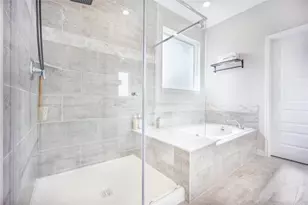 9907 Prairie Silo Ln, Houston, TX 77080 - Photo 8