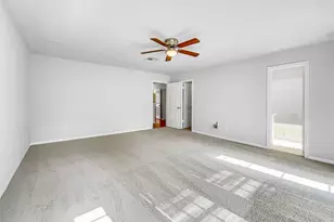 3229 Continental Dr, Missouri City, TX 77459 - Photo 4