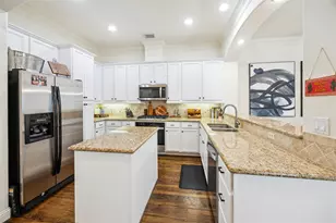 244 Detering St, Houston, TX 77007 - Photo 8