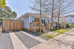 1615 Avenue L, Galveston, TX 77550 - Photo 1