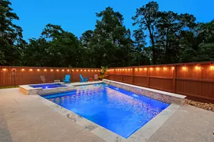 2111 Woodland Elm Ln, Conroe, TX 77384 - Photo 2
